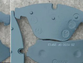 Экономичные керамические тормозные колодки с синим покрытием